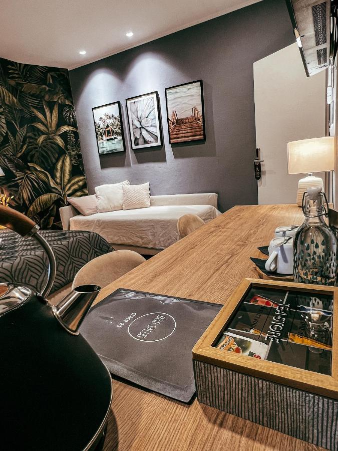 B&B Salus Civico 23 เรจโจเอมิเลีย ภายนอก รูปภาพ
